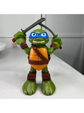 Leonardo Talking Teenage Mutant Ninja Turtles 6" Half-Shell Heroes Toy 2014
